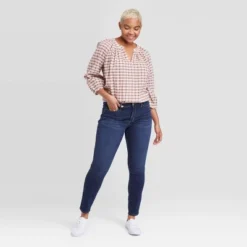 Women's Mid-Rise Skinny Jeans - Universal Thread™ Blue -Universal Thread GUEST 0b3e7e65 7e5a 43d0 93a1 6c9e55831db9