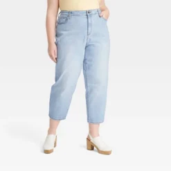 Women's Super-High Rise Tapered Balloon Jeans - Universal Thread™ 9 Women's Super-High Rise Tapered Balloon Jeans - Universal Thread™ -Universal Thread GUEST 0fd12cd5 2e6d 4b7c b1e5 371b855c5eb8