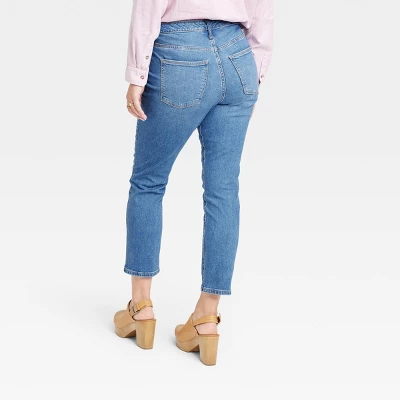 Women's High-Rise Slim Straight Jeans - Universal Thread™ Medium Wash 6 Women's High-Rise Slim Straight Jeans - Universal Thread™ Medium Wash - Image 4
