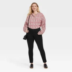 Women's Mid-Rise Curvy Fit Skinny Jeans - Universal Thread™ 13 Women's Mid-Rise Curvy Fit Skinny Jeans - Universal Thread™ -Universal Thread GUEST 190365e7 681c 415c 8228 cbf31a5701fd