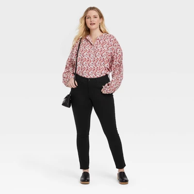 Women's Mid-Rise Curvy Fit Skinny Jeans - Universal Thread™ 7 Women's Mid-Rise Curvy Fit Skinny Jeans - Universal Thread™ - Image 5