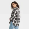 Women's Long Sleeve Flannel Button-Down Shirt - Universal Thread™ -Universal Thread GUEST 6f9267ab b940 4d61 834c b7facad137d0