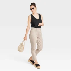 Women's High-Rise 90's Slim Straight Jeans - Universal Thread™ -Universal Thread GUEST 73d0b48e bdc6 4e76 9ce0 338de21dba61