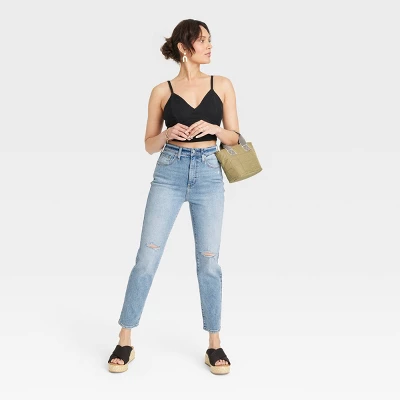 Women's High-Rise 90's Slim Jeans - Universal Thread™ 4 Women's High-Rise 90's Slim Jeans - Universal Thread™ - Image 2