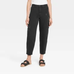 Women's High-Rise Balloon Jeans - Universal Thread™ Black -Universal Thread GUEST 7e74f81f b243 4fef 8594 09891c326b71