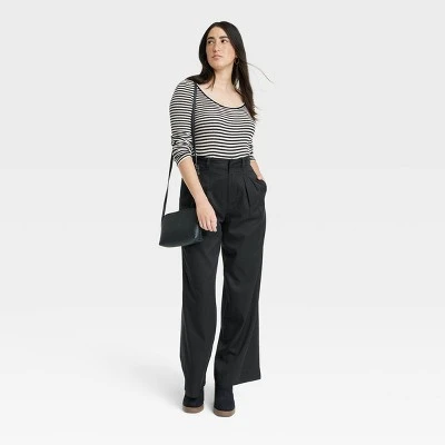 Women's High-Rise Loose Fit Pleated Chino Pants - Universal Thread™ 4 Women's High-Rise Loose Fit Pleated Chino Pants - Universal Thread™ - Image 2