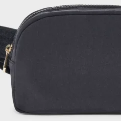 Essential Belt Crossbody Bag - Universal Thread™ 15 Essential Belt Crossbody Bag - Universal Thread™ -Universal Thread GUEST a98b744e 5e8b 4d37 860a 433f63c15ce7