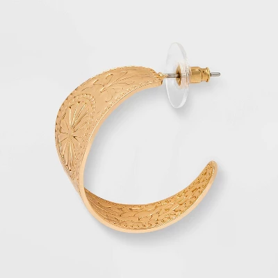 Florence Pattern Hoop Earrings - Universal Thread™ Gold 4 Florence Pattern Hoop Earrings - Universal Thread™ Gold - Image 2