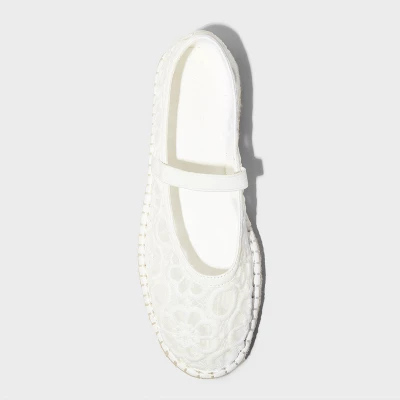 Women's Celia Floral Lace Mary Jane Espadrille Flat With Memory Foam Insole - Universal Thread™ White 4 Women's Celia Floral Lace Mary Jane Espadrille Flat With Memory Foam Insole - Universal Thread™ White - Image 2