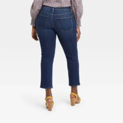 Women's High-Rise Slim Straight Fit Jeans - Universal Thread™ -Universal Thread GUEST c0b1a409 8891 4bcc b3fa 31abdc58f9e3
