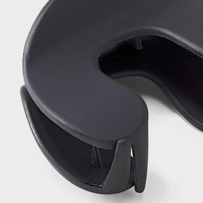 Abstract Claw Hair Clip - Universal Thread™ Black 4 Abstract Claw Hair Clip - Universal Thread™ Black - Image 2