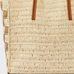 Straw Packable Checker Boxy Tote Handbag - Universal Thread™ Beige 10 Straw Packable Checker Boxy Tote Handbag - Universal Thread™ Beige -Universal Thread GUEST ec46dc08 39b7 4acc 8f11 60115814b1b7