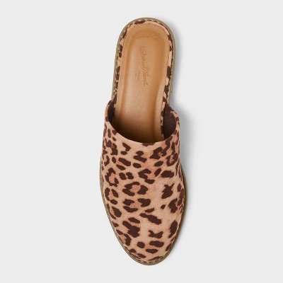 Women’s Rita Mule Flats With Memory Foam Insole – Universal Thread™ 4 Women’s Rita Mule Flats With Memory Foam Insole – Universal Thread™ - Image 2