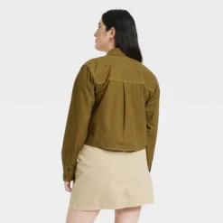 Women's Long Sleeve Button-Down Cropped Shirt - Universal Thread™